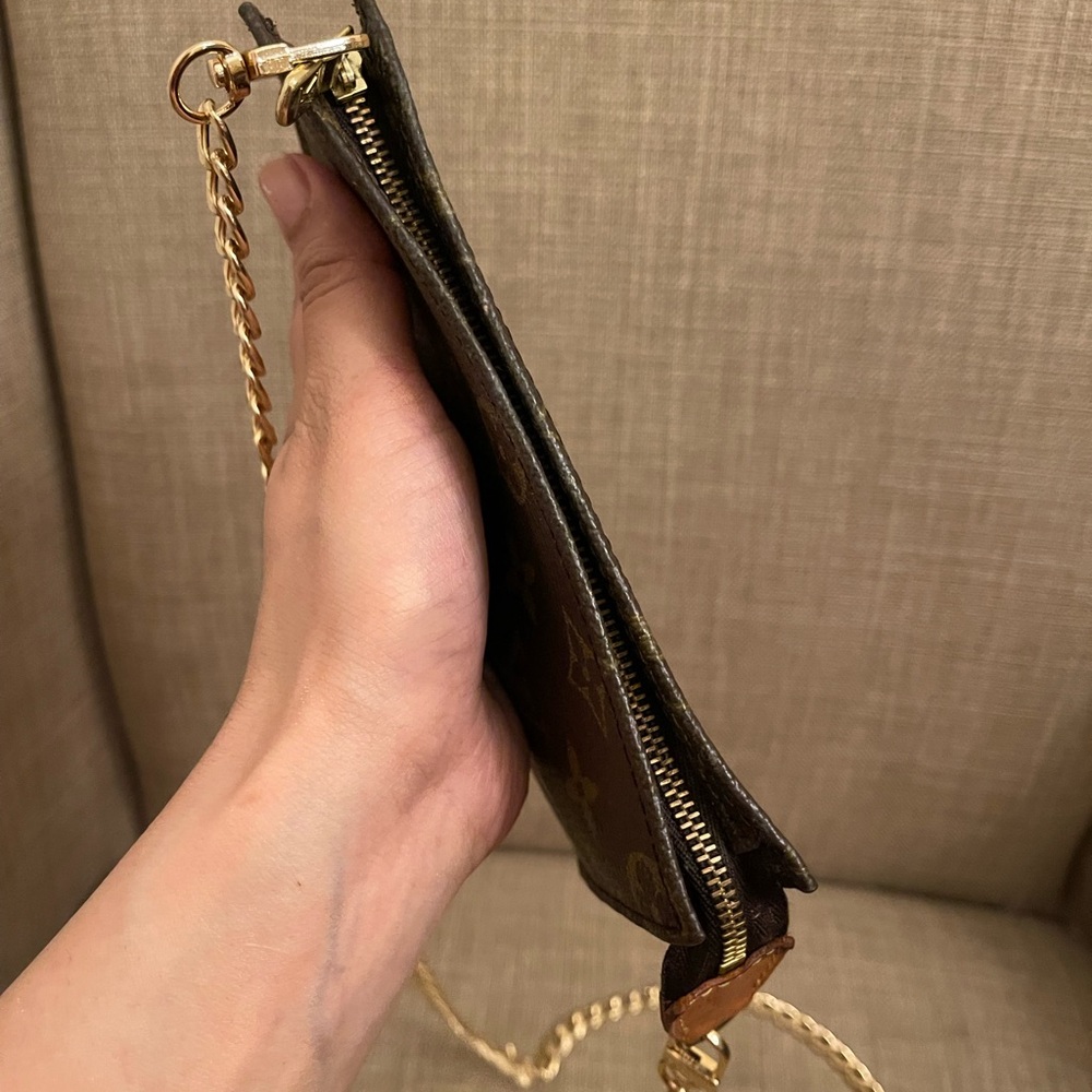 Monogram Canvas Crossbody Wallet - Brown - Picture 9 of 9